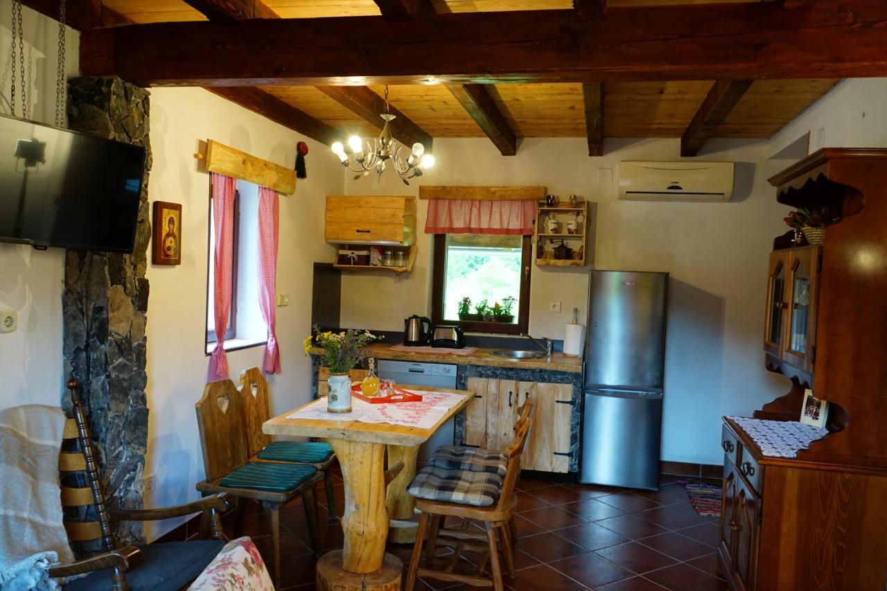 plitvice cottage iggy Plitvička Jezera Esterno foto